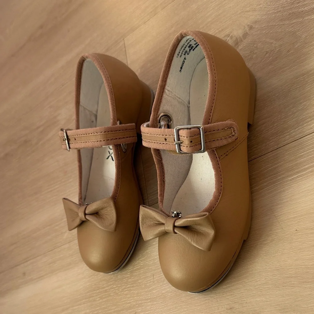 Capezio Girls' Tan Tap Shoes with removable Bow Accent 3800 Mary Jane Tap Shoe
